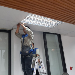 SỬA BÓNG ĐÈN ĐIỆN HCM