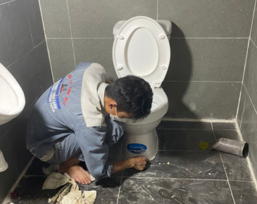 Dịch vụ thay bồn cầu