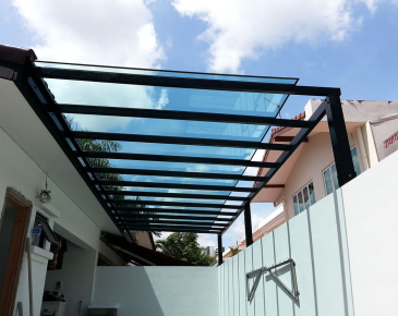 THI CÔNG MÁI CHE POLY LẤY SÁNG